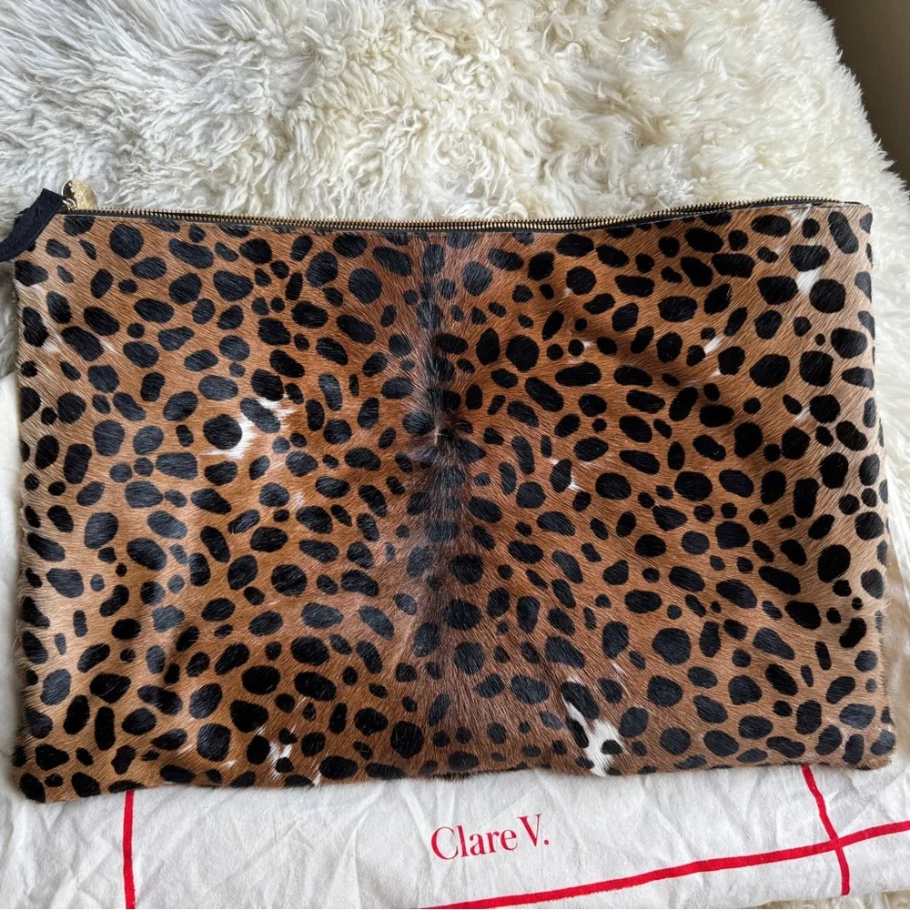 Clare V Cheetah Print Wristlet - Picture 3 of 13